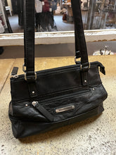 Charger l'image dans la galerie, Stone Mountain Leather Shoulder Bag