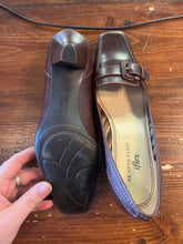 Cargar imagen en el visor de la galería, Anne Klein Buckle Heeled Loafers (Size 7.5)