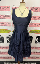 Cargar imagen en el visor de la galería, Navy Rosette Dress (Size 12)