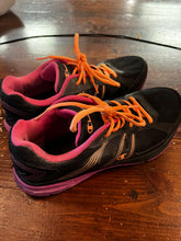 Cargar imagen en el visor de la galería, Champion Runners (Size 9)