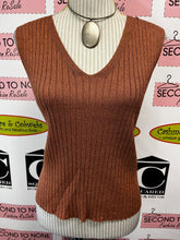 Charger l'image dans la galerie, Melanie Lyne Sparkly Tank Top (Size M)