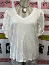 Cargar imagen en el visor de la galería, 7 For All Mankind Puff Sleeve Tee (Size L)