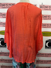 Charger l'image dans la galerie, Coral Tunic Top (Size L)