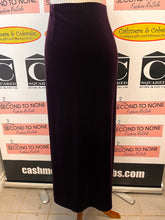 Load image into Gallery viewer, Vintage Cleo Dark Purple Velvet Skirt (Size M)