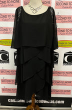 Charger l'image dans la galerie, Laura Plus Sequin Accent Tiered Dress (Size 22W)