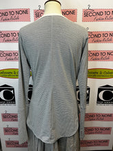 Charger l'image dans la galerie, Lululemon Long Sleeve (Size 12)
