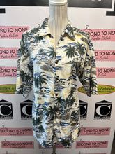 Load image into Gallery viewer, Men's Hawaiian Shirts (5 Options)