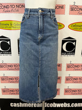 Charger l'image dans la galerie, Denim Midi Skirt (Size 10)