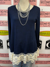 Load image into Gallery viewer, Wrangler Lace Trim Tunic (Size S)