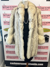 Cargar imagen en el visor de la galería, NWT Laura Black High Neck Formal Dress (Size 8)