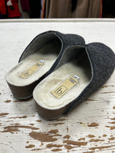 Cargar imagen en el visor de la galería, Made in Spain Felt Wool Clogs (Size 37=6)