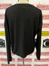 Cargar imagen en el visor de la galería, Calvin Klein Black Waffle Weave Long Sleeve (Size L)
