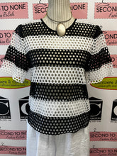 Charger l'image dans la galerie, Michael Kors Eyelet Top (Size M)