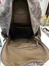 Cargar imagen en el visor de la galería, Authentic Coach Varick Backpack