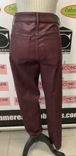 Cargar imagen en el visor de la galería, NWT Burgundy Faux Leather Pants (Size 6/EU32)