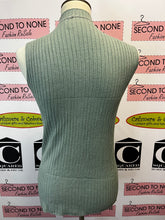 Charger l'image dans la galerie, Ribbed Sleeveless Mock Neck (Only 2 Left!)