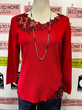 Load image into Gallery viewer, Bright Red Floral Accent Top (Size M)