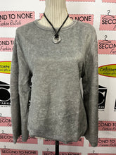 Load image into Gallery viewer, Zara Wide Sleeve Fuzzy Top (3 Colours)