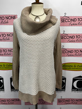 Cargar imagen en el visor de la galería, Calvin Klein Cowl Tunic (Size L)