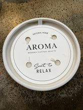 Charger l'image dans la galerie, Large Footed Ceramic Candles (2 Colours)