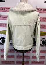 Cargar imagen en el visor de la galería, Levi's Key Lime Corduroy Jacket (Size XL)