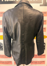 Cargar imagen en el visor de la galería, Denver Hayes Genuine Leather Jacket (Size M)