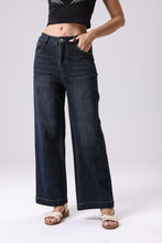 Cargar imagen en el visor de la galería, High Rise Wide Leg Dark-Wash Jeans