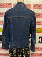 Cargar imagen en el visor de la galería, Reitmans Classic Denim Jacket (Size 15)