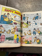 Charger l'image dans la galerie, 1960 Rare Woody Woodpecker's Christmas Parade No. 40 Comic Book