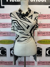 Cargar imagen en el visor de la galería, BSZW Knitwear Wrap Shawl (Size L)