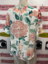 Load image into Gallery viewer, Loft Floral Top (Size S)