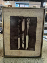 Load image into Gallery viewer, Antique Knives Picture