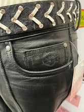 Charger l'image dans la galerie, Harley Davidson Leather Pants & Bling Belt (Size 2)