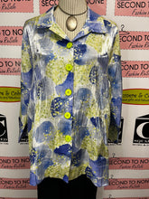 Cargar imagen en el visor de la galería, NWT Creation Blouse (Size XXL)