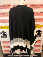 Load image into Gallery viewer, NWT Calvin Klein Light-Weight Wrap (One Size)