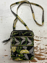 Cargar imagen en el visor de la galería, Vera Bradley Mini Hipster Crossbody