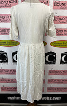 Load image into Gallery viewer, Suzy Shier Linen Blend Dress (Size L)