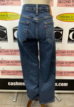 Load image into Gallery viewer, Levi Strauss 514 Bootcut Jeans (Size W34/L32)