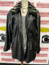 Load image into Gallery viewer, Vintage Danier Genuine Leather Jacket (Size XS)