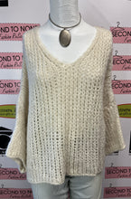 Load image into Gallery viewer, Made in Italy Oversized Knit Top (One Size)
