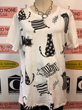 Load image into Gallery viewer, Cute Cats Tee (Size XL)