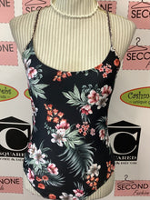 Cargar imagen en el visor de la galería, Eidon Hibiscus One Piece Swimsuit (Size L)