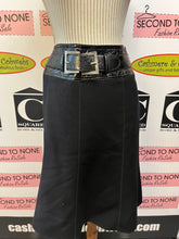 Load image into Gallery viewer, Laura Belted Black Skirt (Size 8)