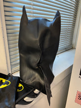 Load image into Gallery viewer, Quality Batman Mask, Cape & Gloves (One Size Fits Most)