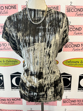 Cargar imagen en el visor de la galería, Zara Velour Tee (Size M)