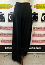 Load image into Gallery viewer, Under Armour Activewear Leggings (Size XL)