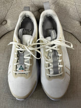 Load image into Gallery viewer, Timberland Pro Steel Toe Sneakers (Size 8)