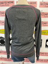 Cargar imagen en el visor de la galería, Bench Grey Sweater (Size S)