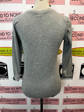 Cargar imagen en el visor de la galería, Bench Sparkly Top (Size S)