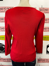 Load image into Gallery viewer, Bright Red Floral Accent Top (Size M)